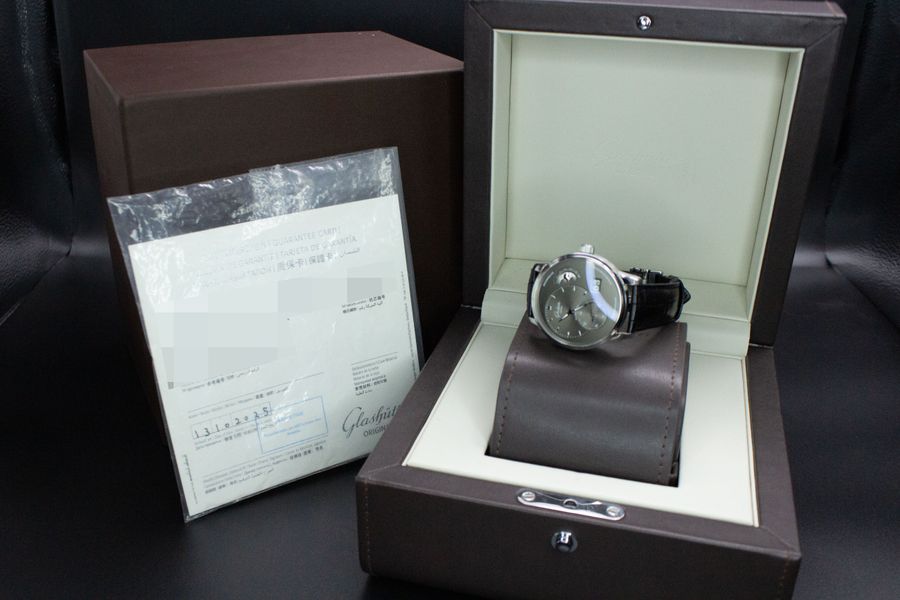 Glashutte Original PanoMaticLunar 1-90-02-43-32-05